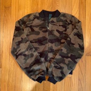 Camouflaged Plush Jacket